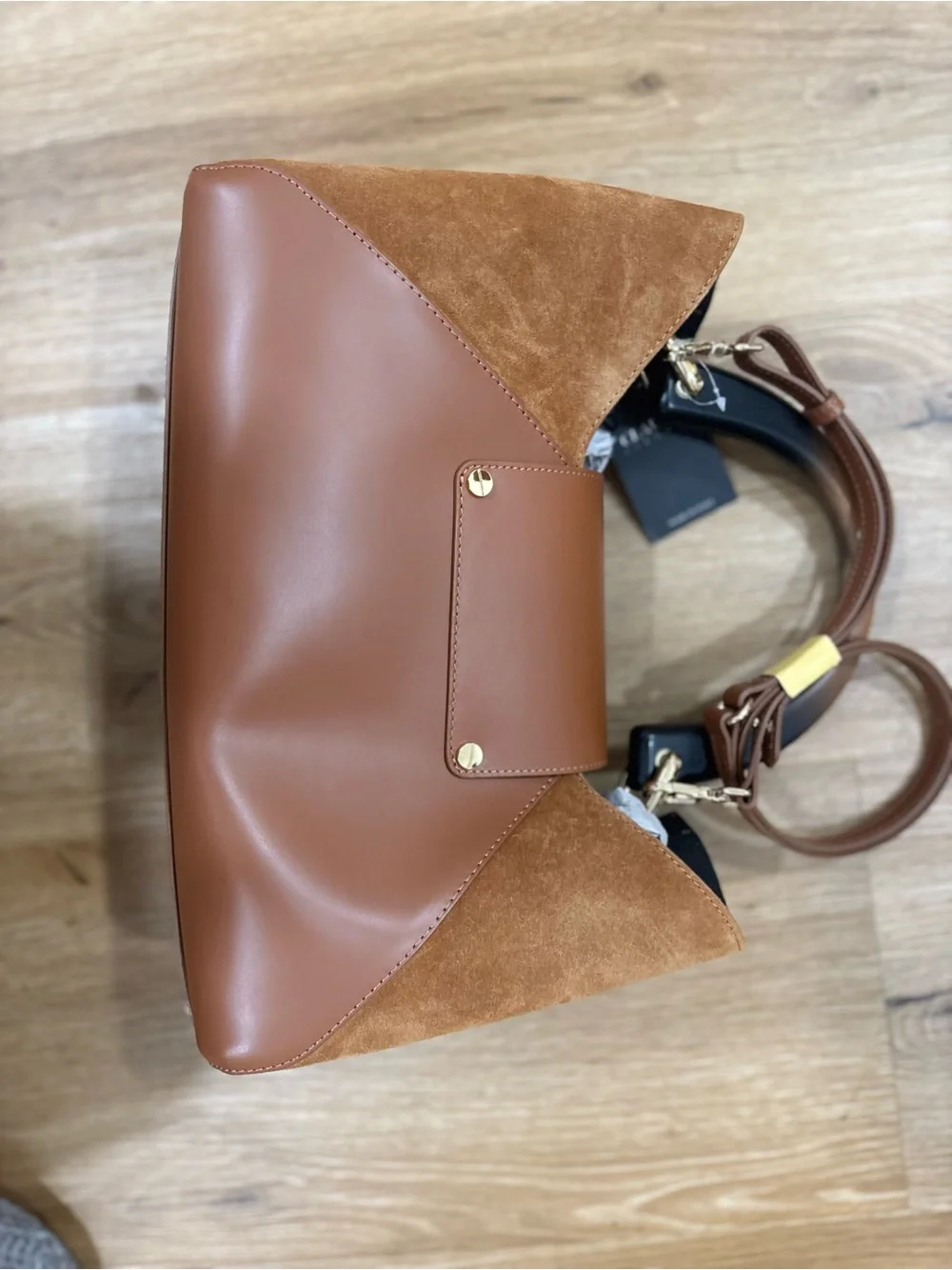 Claudia Firenze tan leather